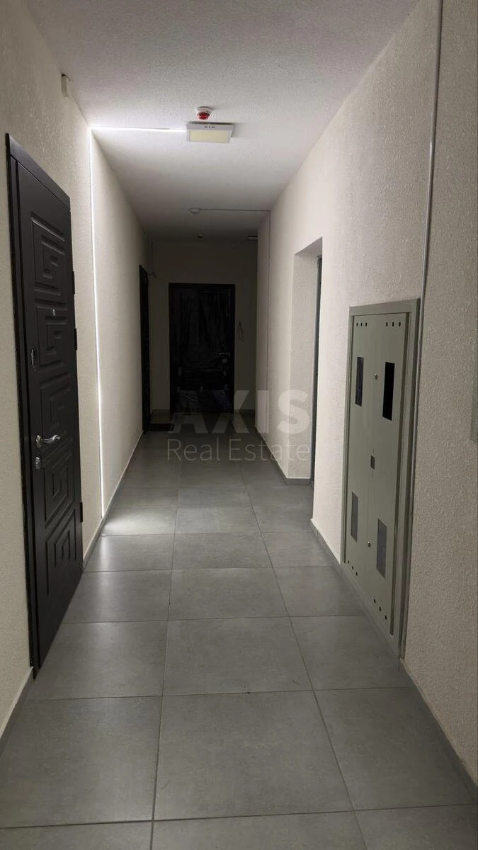 4k apartment vul. Berezhans'ka 156755617