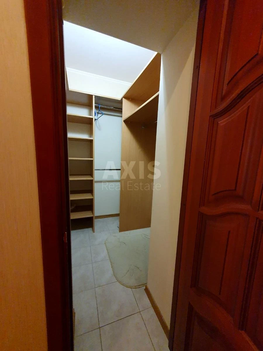 3k apartment vul. Ahmatovoi' Anny 16Б673424