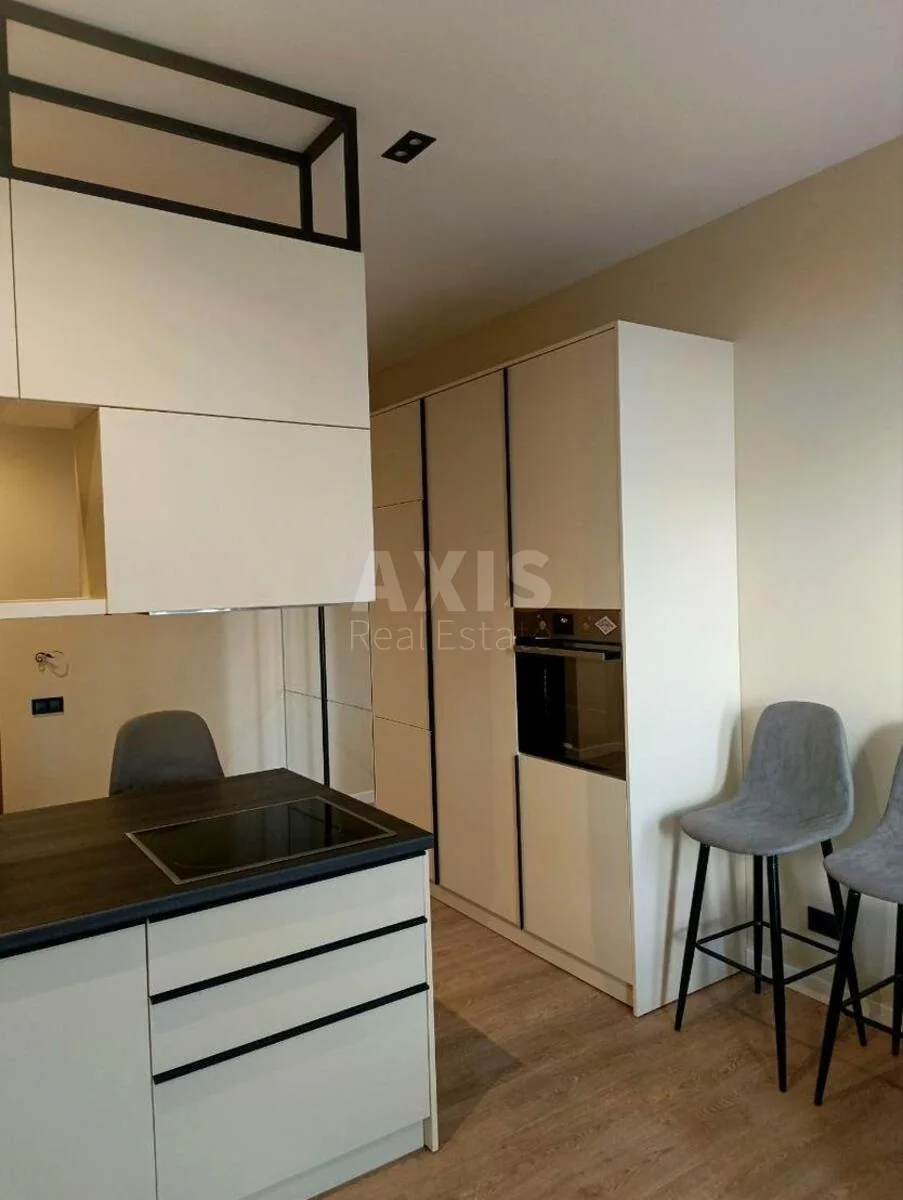 1k apartment vul. Antonovycha 44