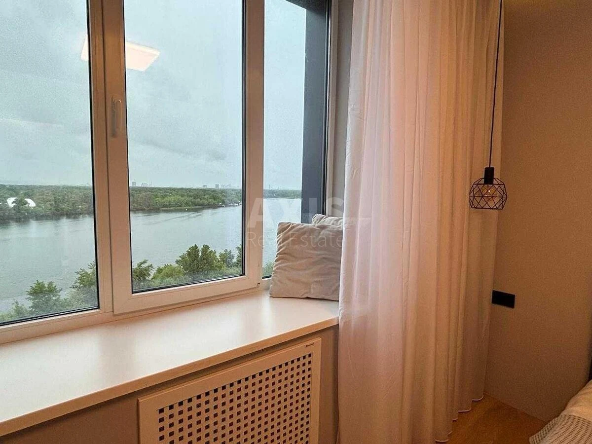 3k apartment vul. Mykil's'ko-Slobids'ka 3Б684007