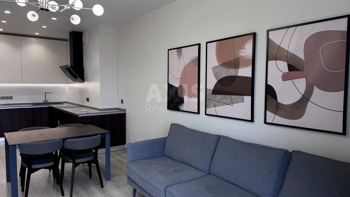 3k apartment vul. Antonovycha 118/96846319