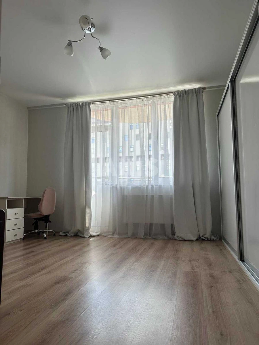 2к квартира ул. Мейтуса Композитора 4229845