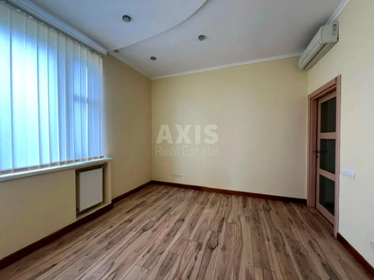 Office vul. Saksagans'kogo 67Б, 1738m26341313