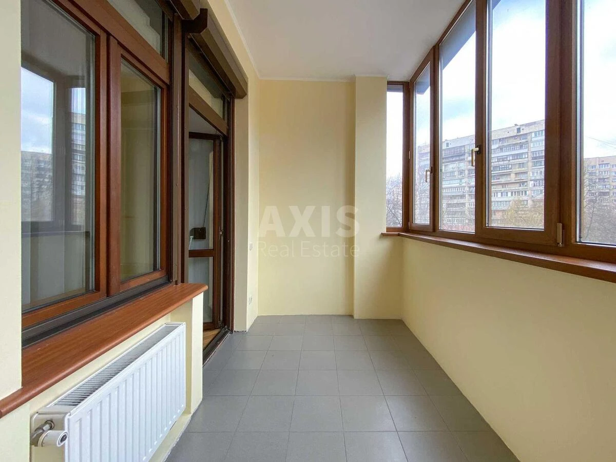 4k apartment vul. Hmel'nyc'kogo Bogdana 826687917