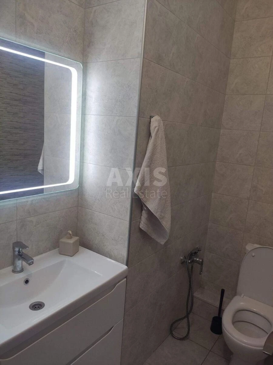 3k apartment vul. Yulia Zdanovska 46/1670275