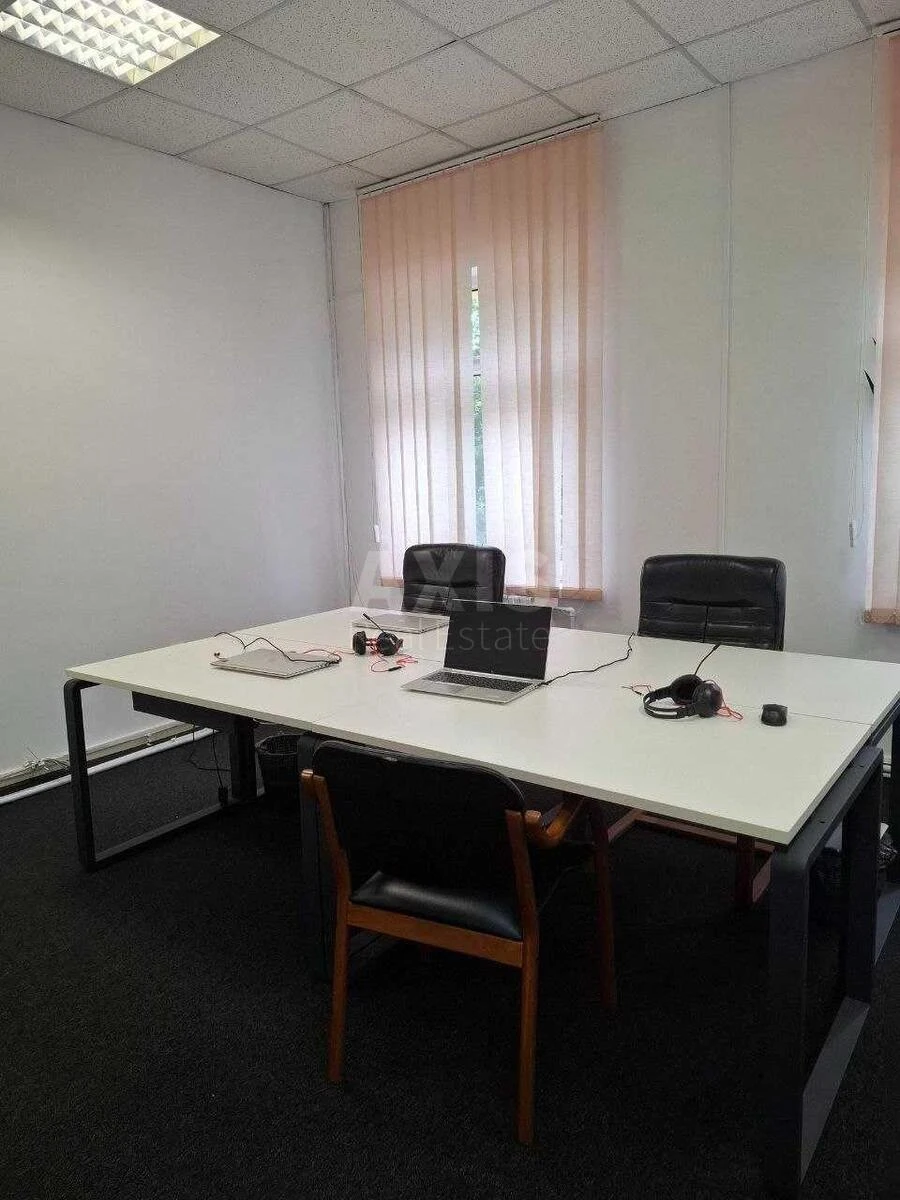 Office vul. Teligy Oleny 6, 38m2687240