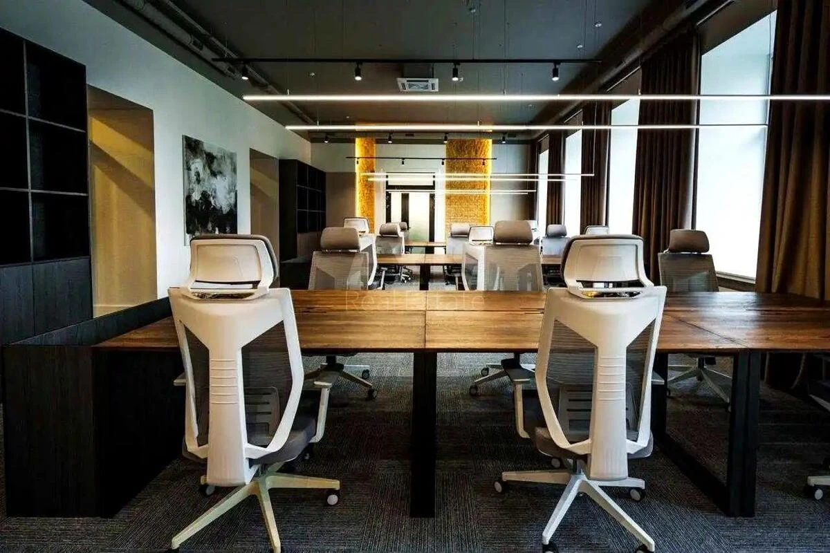 Office vul. Hmel'nyc'kogo Bogdana 51, 570m2719970