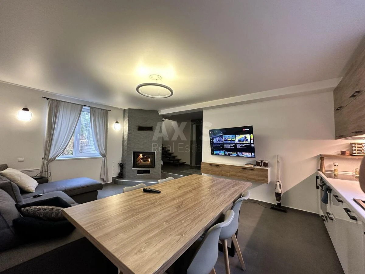 House rajon Sadova vul., Darnyc'kyj, 127m2, Kyiv city509531