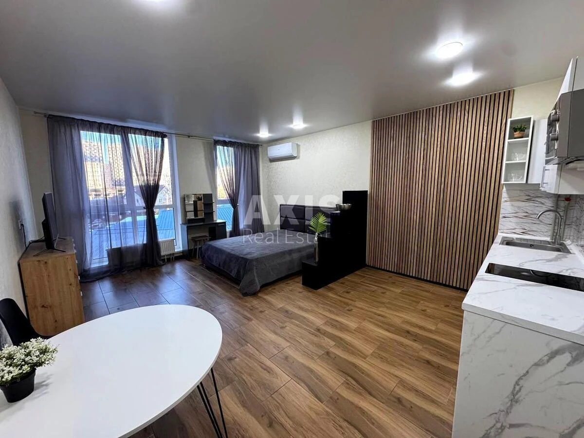 1k apartment vul. Central'na 19616300
