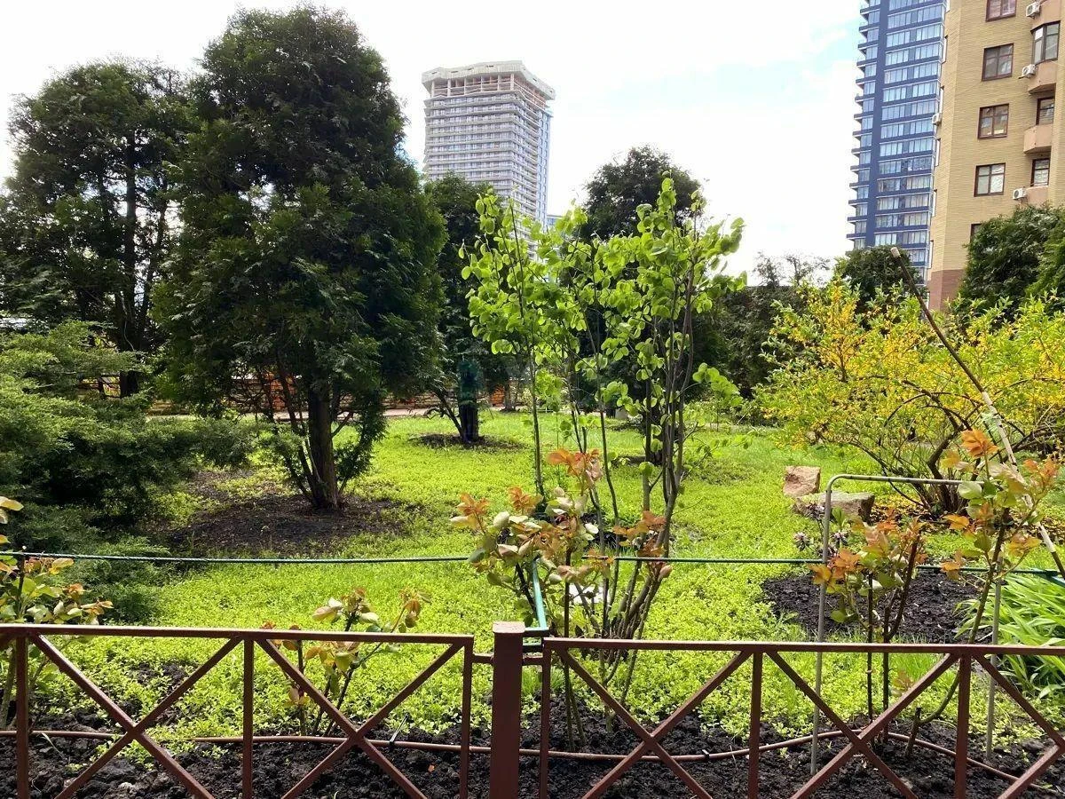 3k apartment vul. Jevgena Konoval'cja 32Б583414