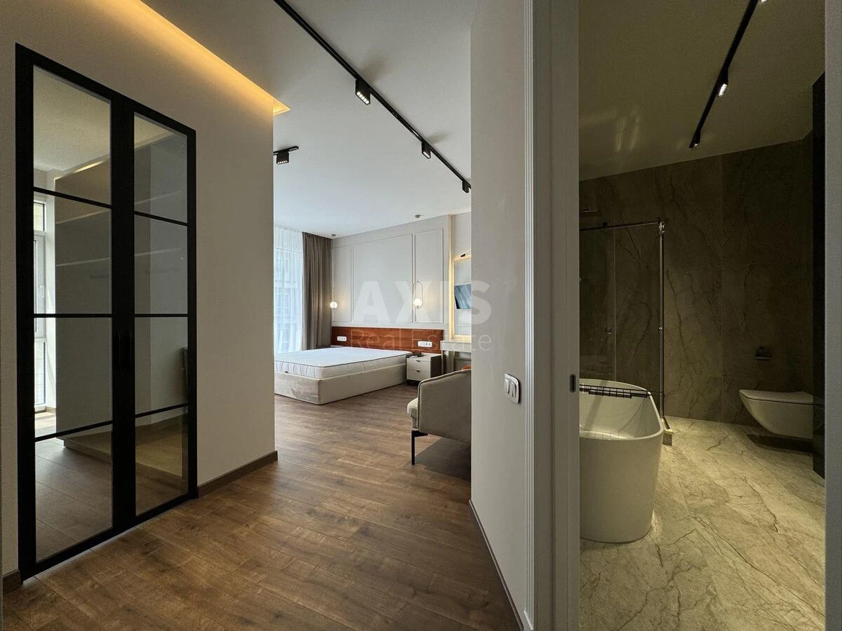 4k apartment vul. Buslivs'ka 126477110