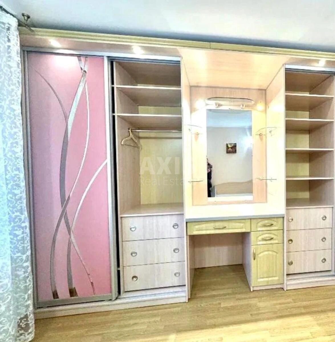 3к квартира бул. Дарницкий 126649110