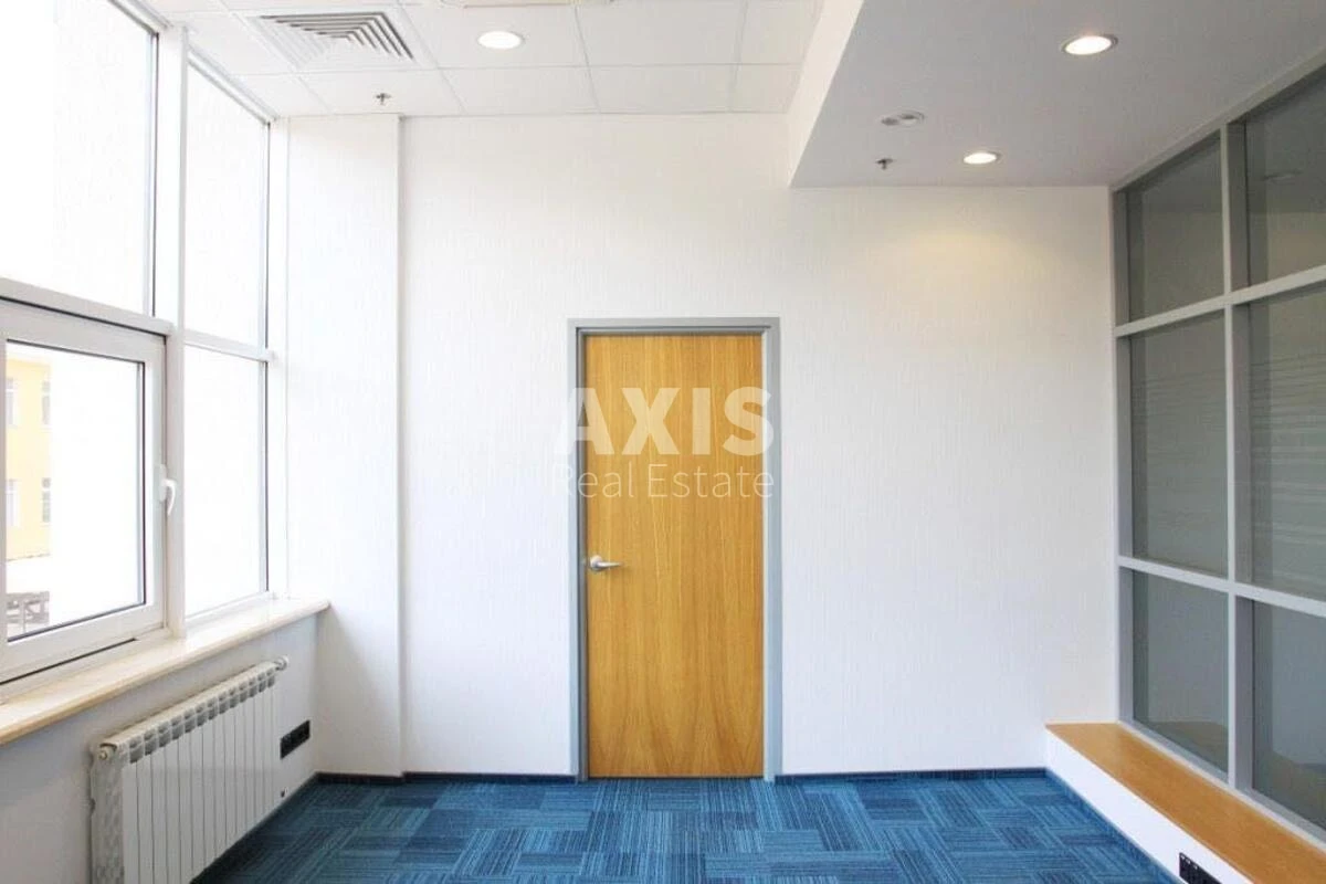 Office vul. Jevgena Konoval'cja 44A, 400m265180