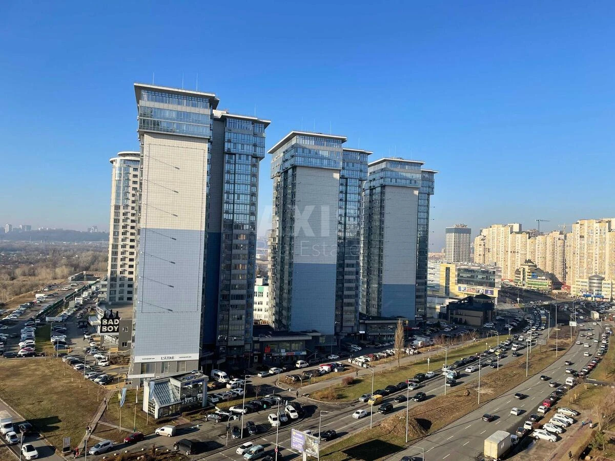 4k apartment vul. Knjazhyj Zaton 216822814