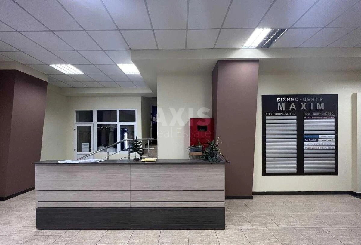 Office vul. Antonovycha 33В, 152m2685237