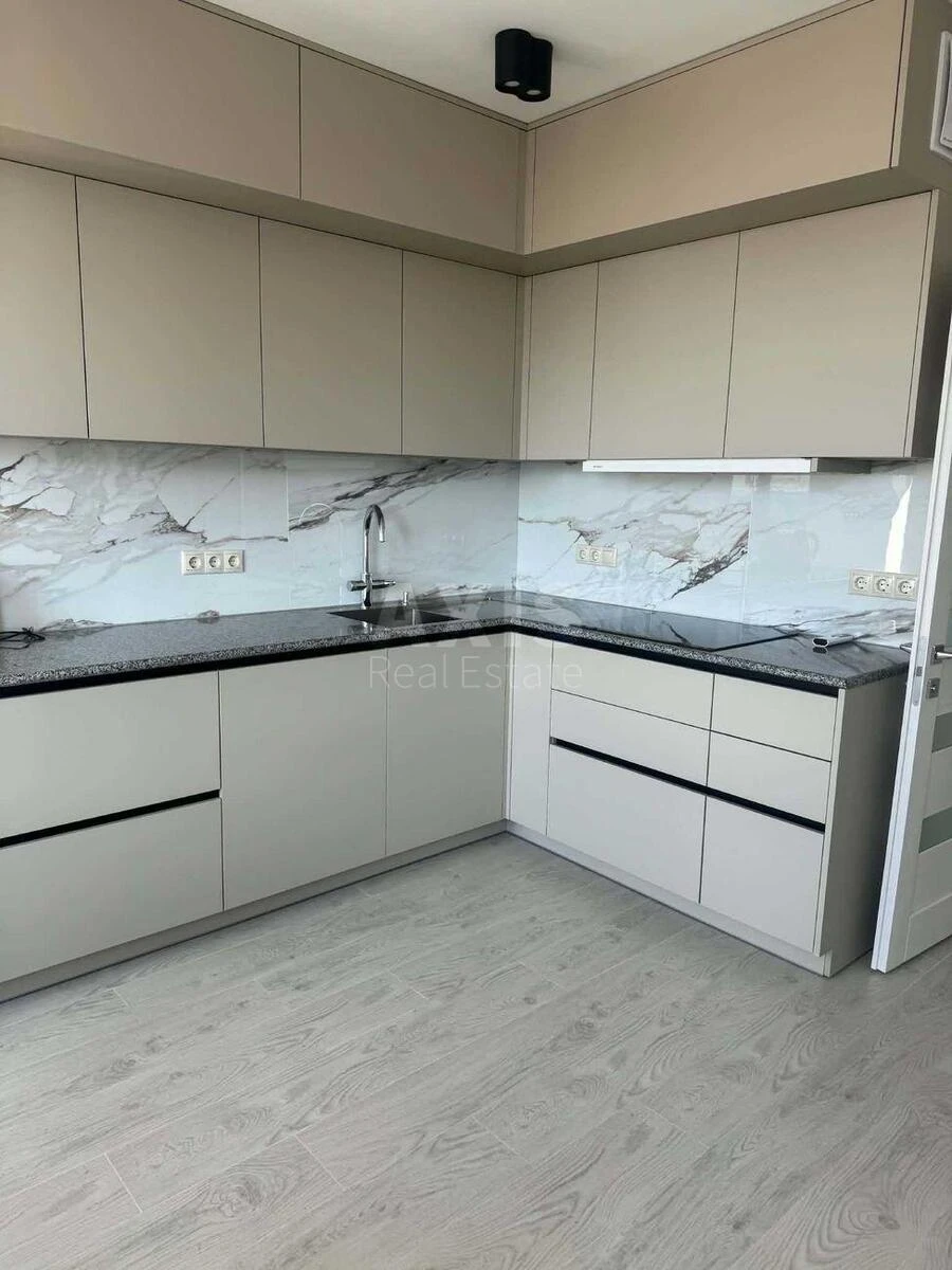2k apartment vul. Oleksandra Olesja 10715380