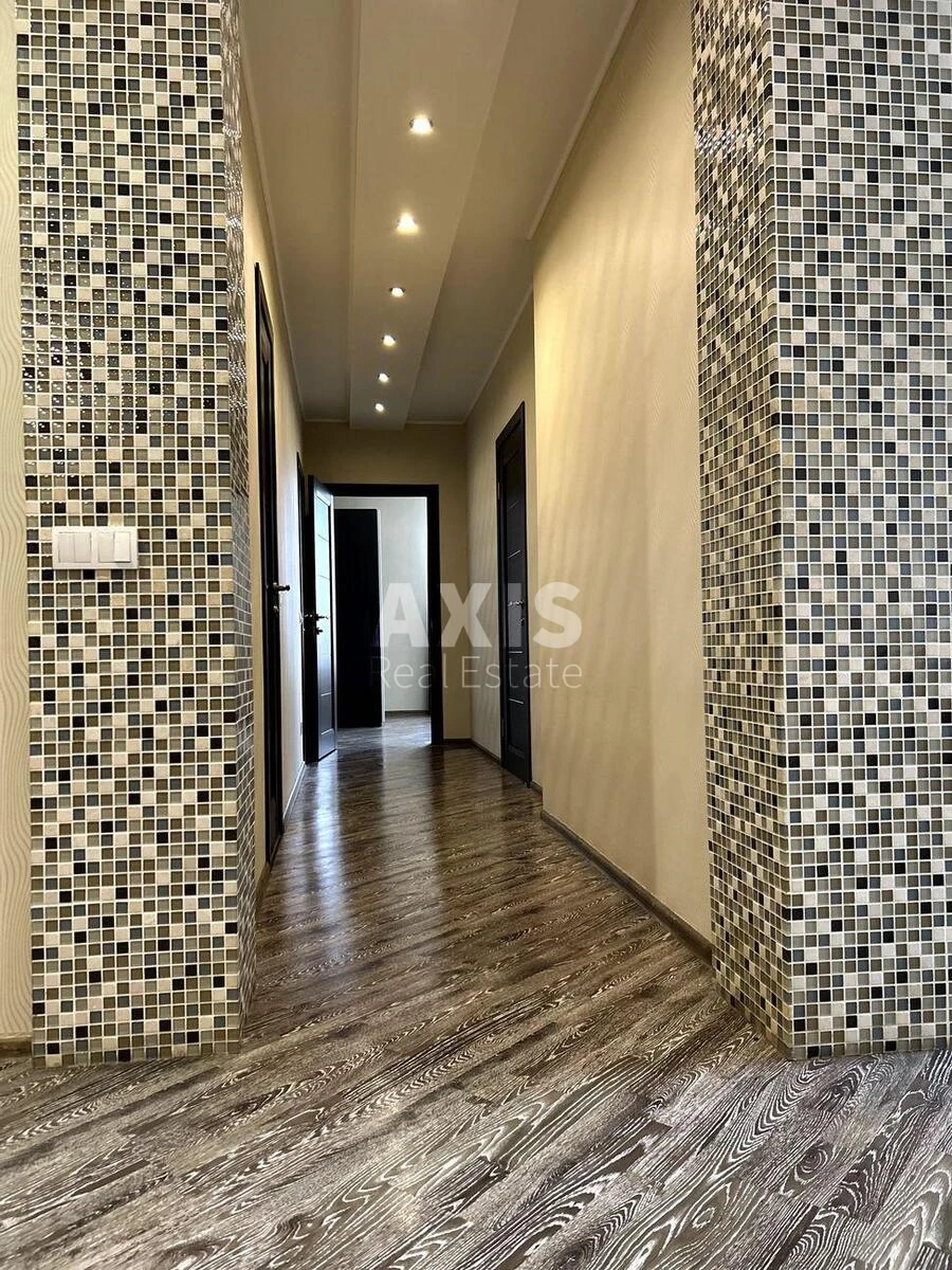 4k apartment vul. Sribnokil's'ka 226141318