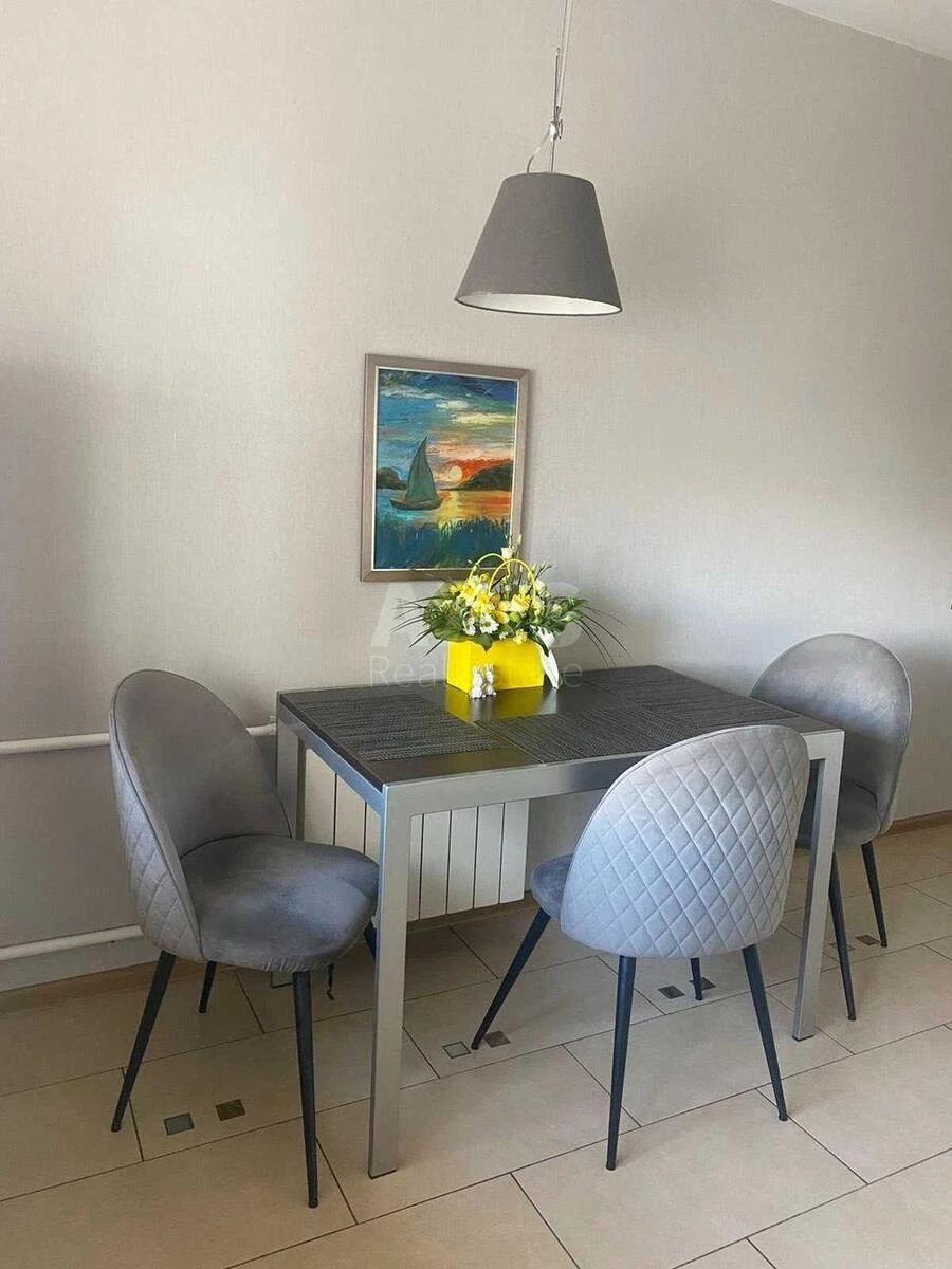 4k apartment vul. Zabolotnogo Akademika 40672670