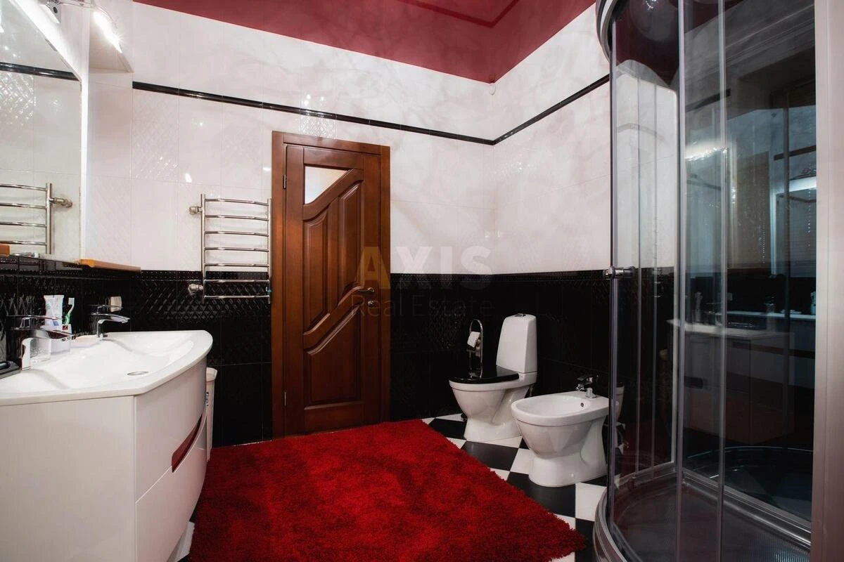 Дoм ул. Приветная, 499м2, город Киев5061910