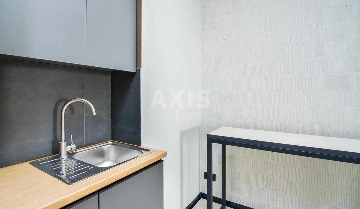 Офис ул. Джона Маккейна 26, 140м26731911