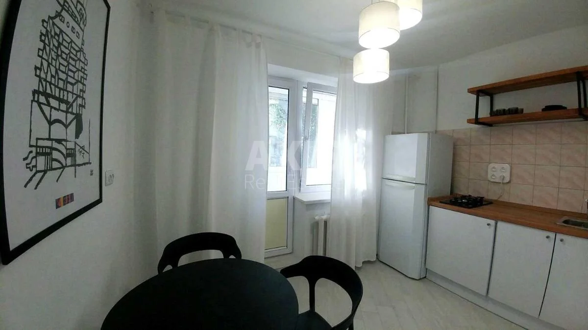 1к квартира пр-т Оболонський 25