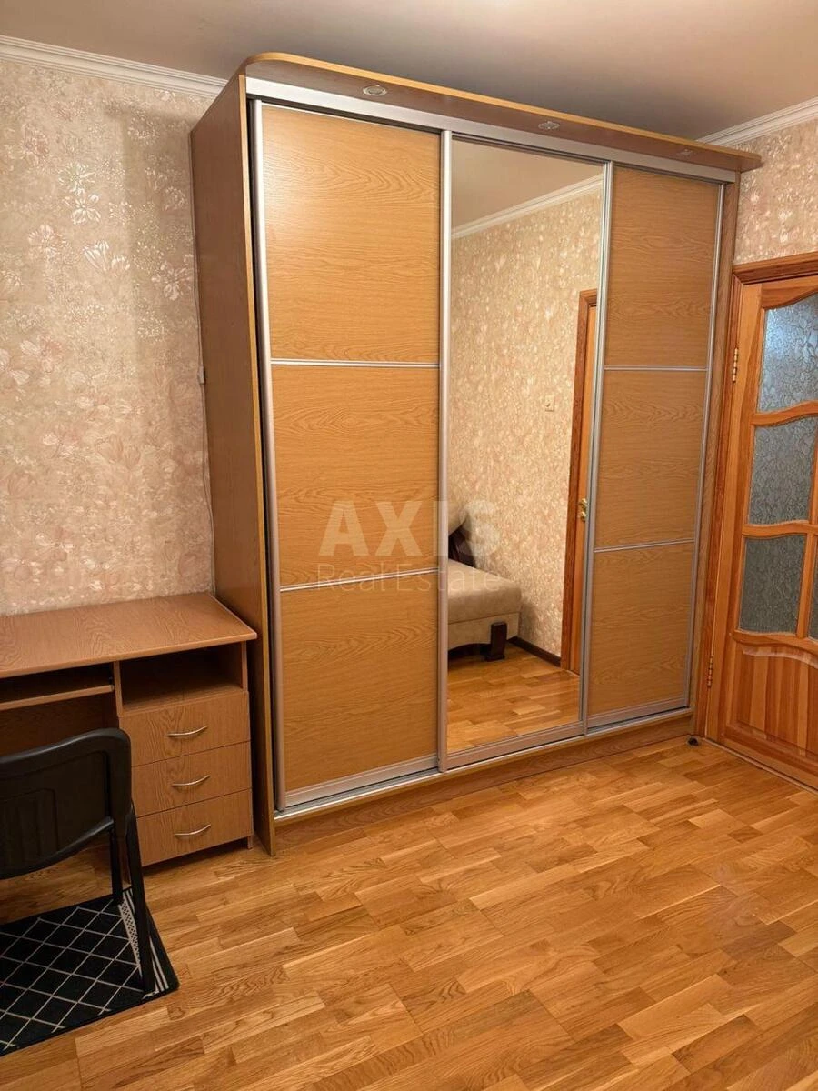 2k apartment pr-t Gongadze Georgija 32В673879