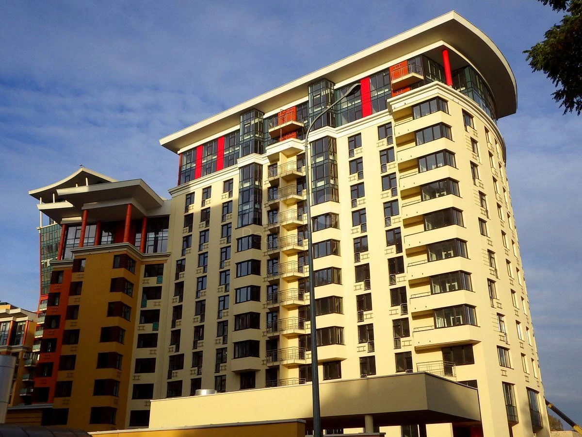 2k apartment vul. Yulia Zdanovska 71Б6896813
