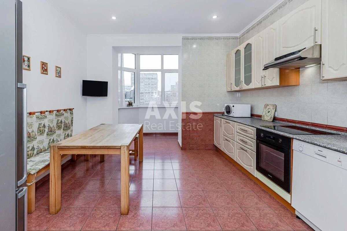 4k apartment vul. Pavlivs'ka 18540900