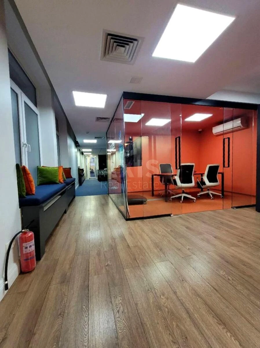 Office vul. Skoropads'kogo Pavla 39, 269m2678691