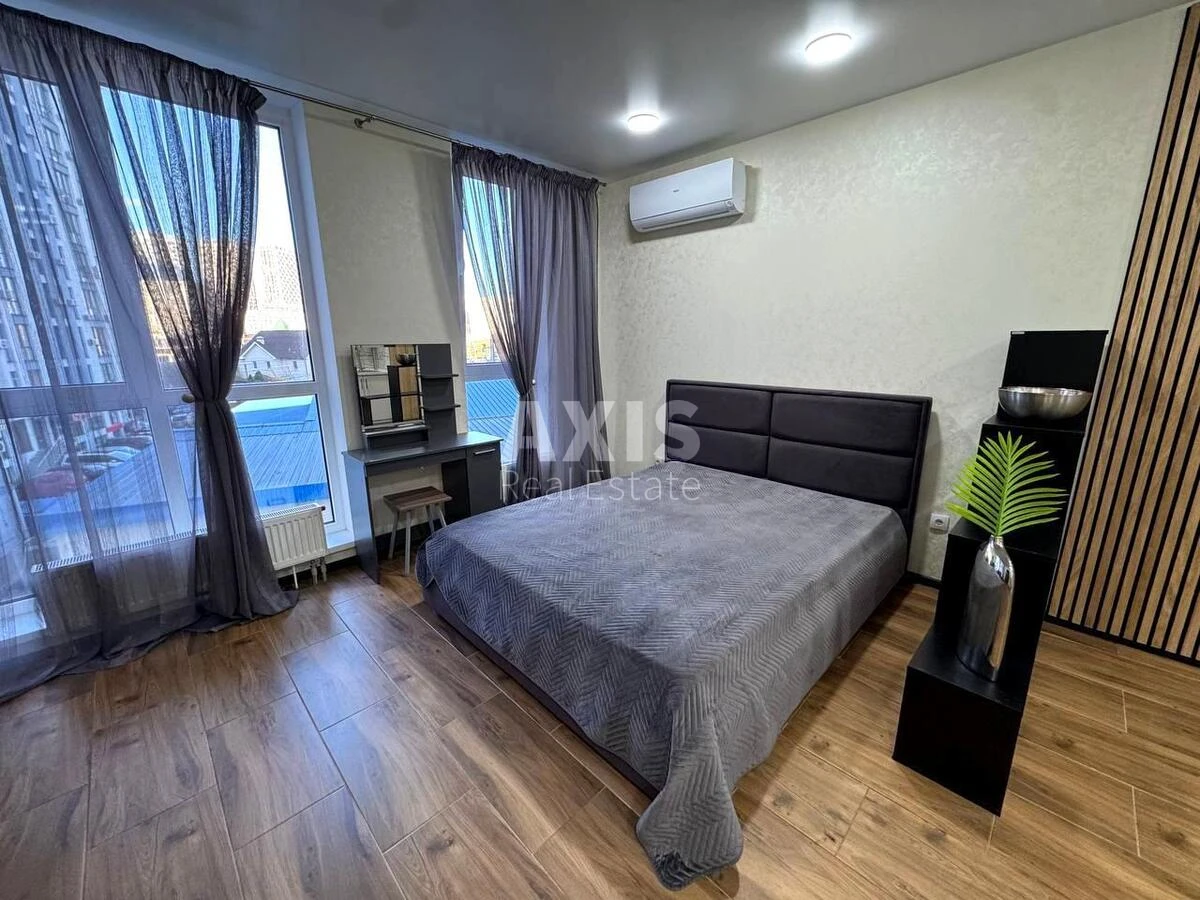 1k apartment vul. Central'na 19616301