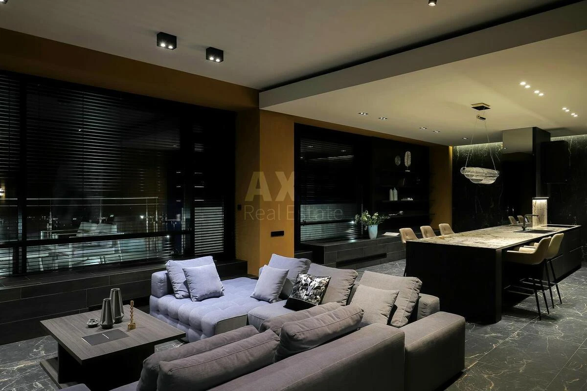 4k apartment prov. Laboratornyj 76639818