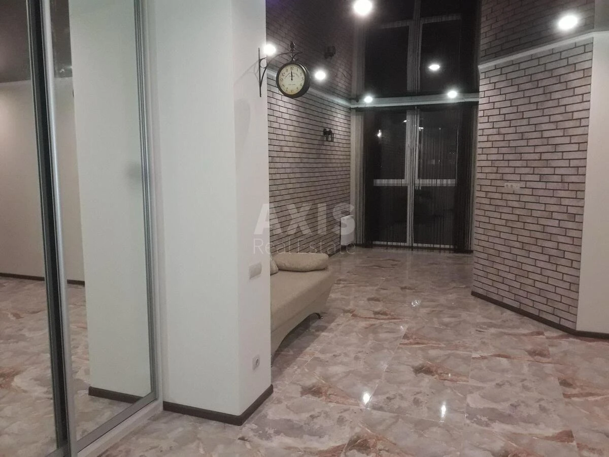 2k apartment vul. Dragomanova 2Б655886