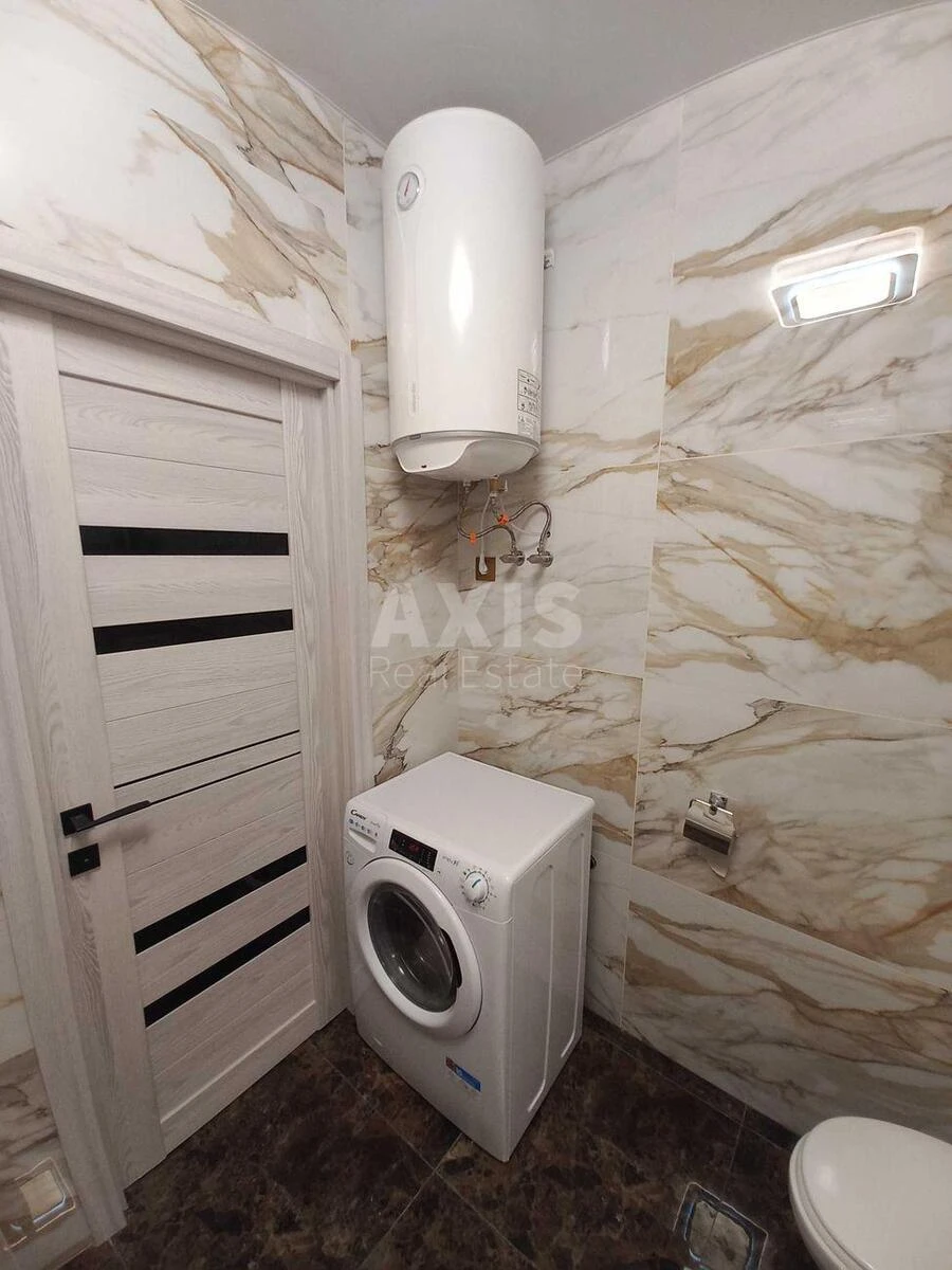 2k apartment vul. Brativ Chybinyeyevykh 8Г7176213