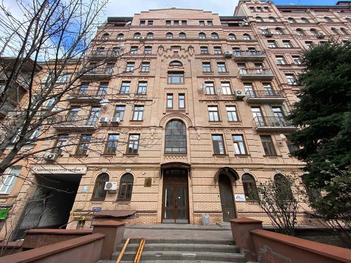 4k apartment vul. Hmel'nyc'kogo Bogdana 826687919