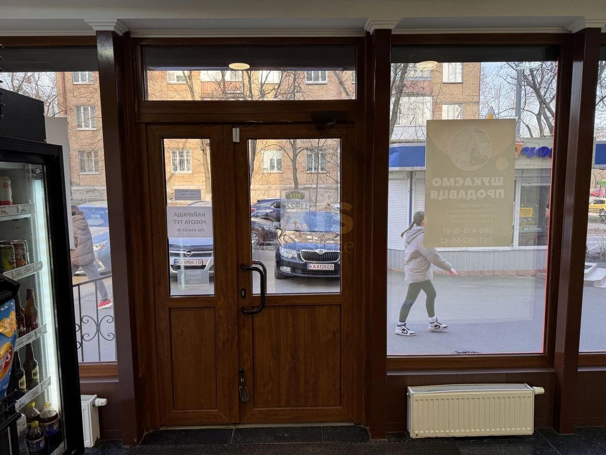 Объект торговли пр-т Голосеевский 108/1, 43м2669655