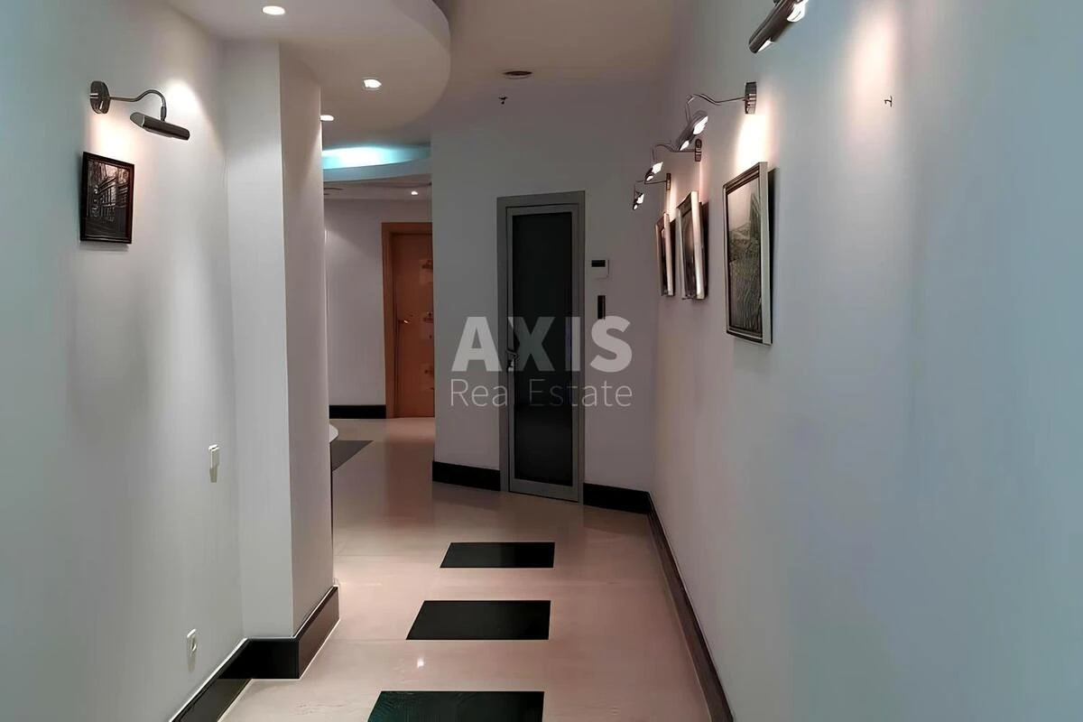 Office vul. Basejna 2, 422m2689317