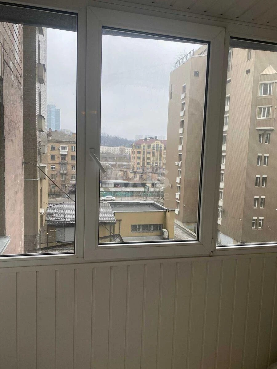 3к квартира ул. Антоновича 88706741