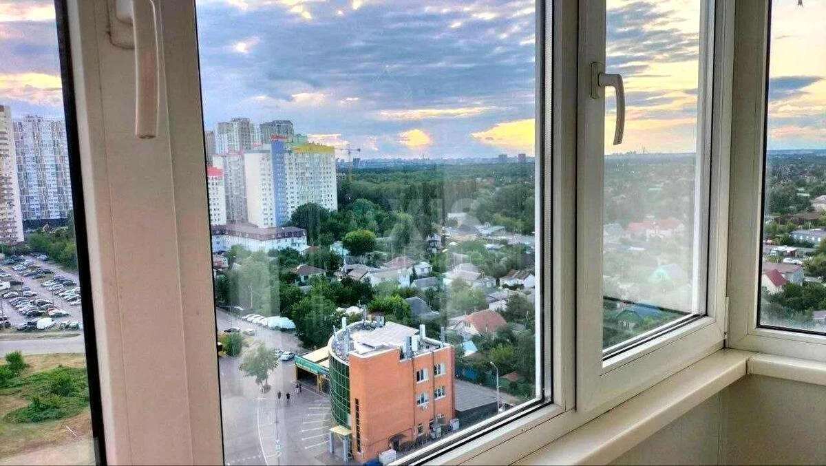 3k apartment vul. Pantelejmona Kulіsha 17703808