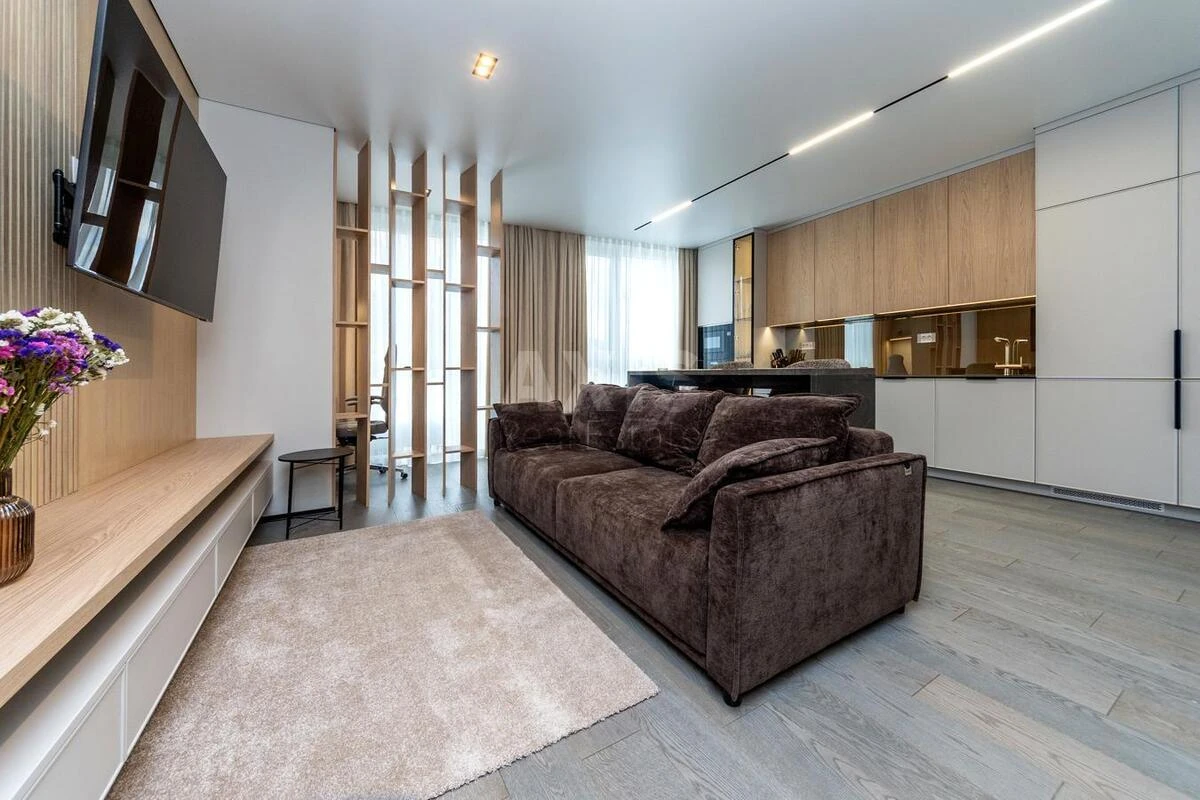 2k apartment vul. Sholudenka 30657982