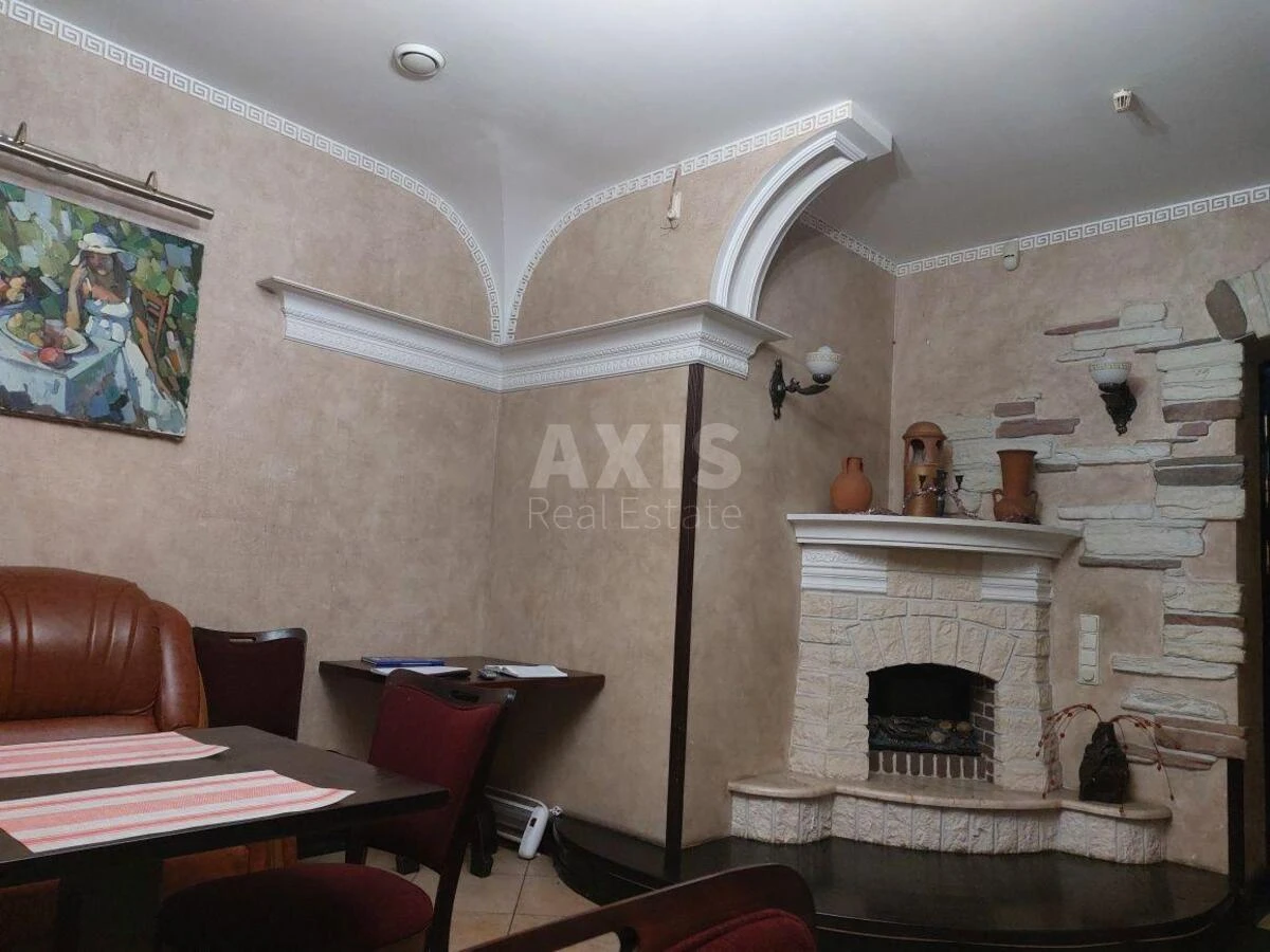 Trade object vul. Gogolivs'ka 39, 202m2600135