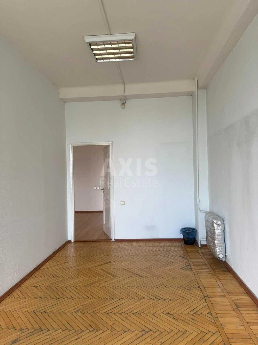 Office vul. Jevgena Konoval'cja 2, 277m2679984