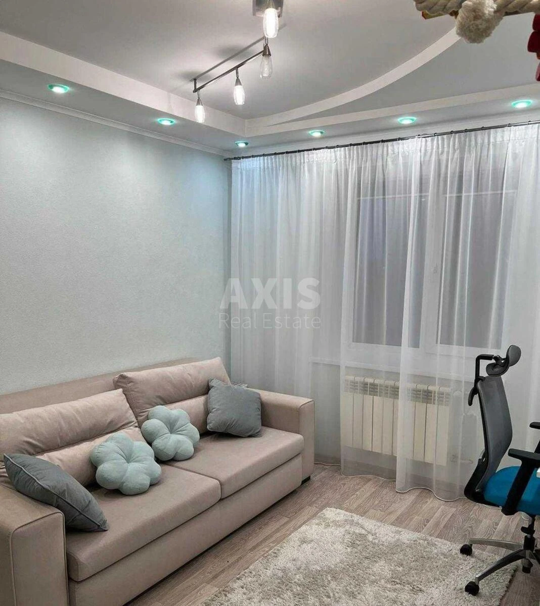 3к квартира ул. Вишняковская 13647298