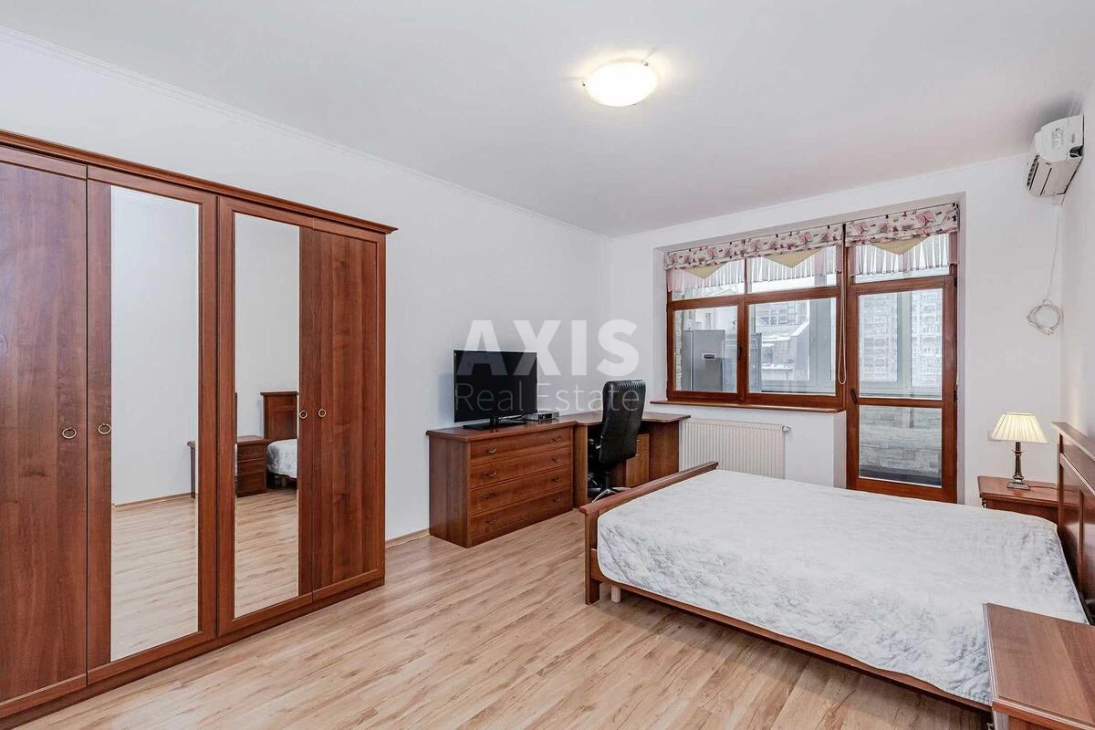 4k apartment vul. Pavlivs'ka 18540907