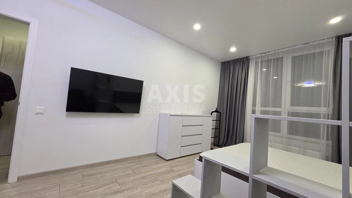 1k apartment vul. Grechka Marshala 10Л645088