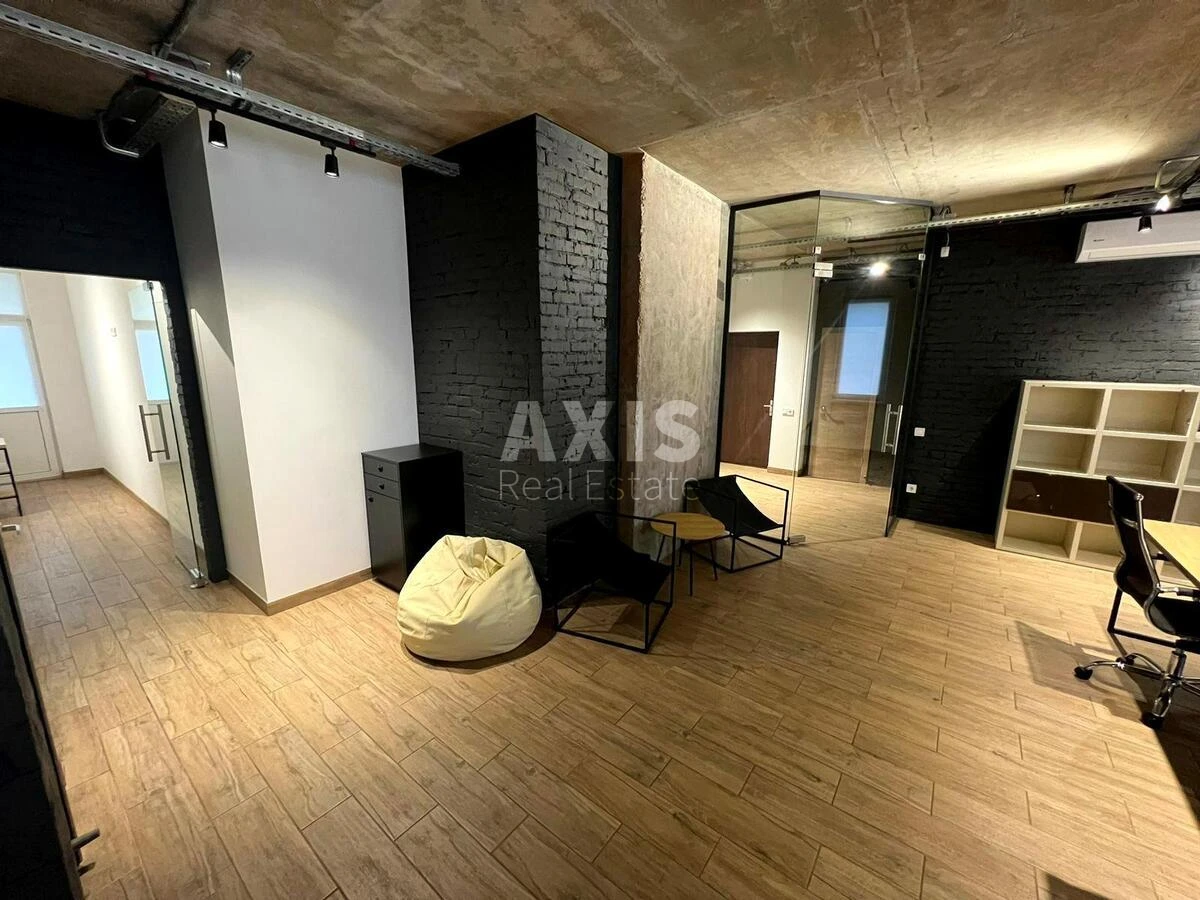 Office vul. Vasylya Tyutyunnyka 37/1, 108m26170210