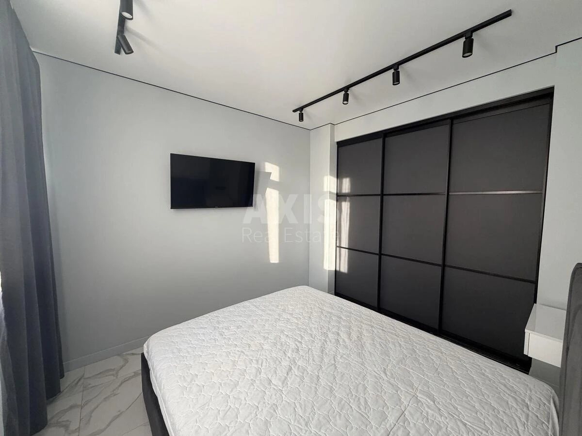1k apartment pr-t Berestejskij 11Б712673