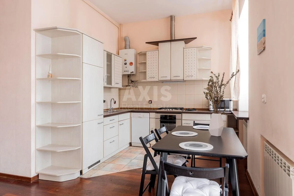 3k apartment vul. Saksagans'kogo 70Б62282