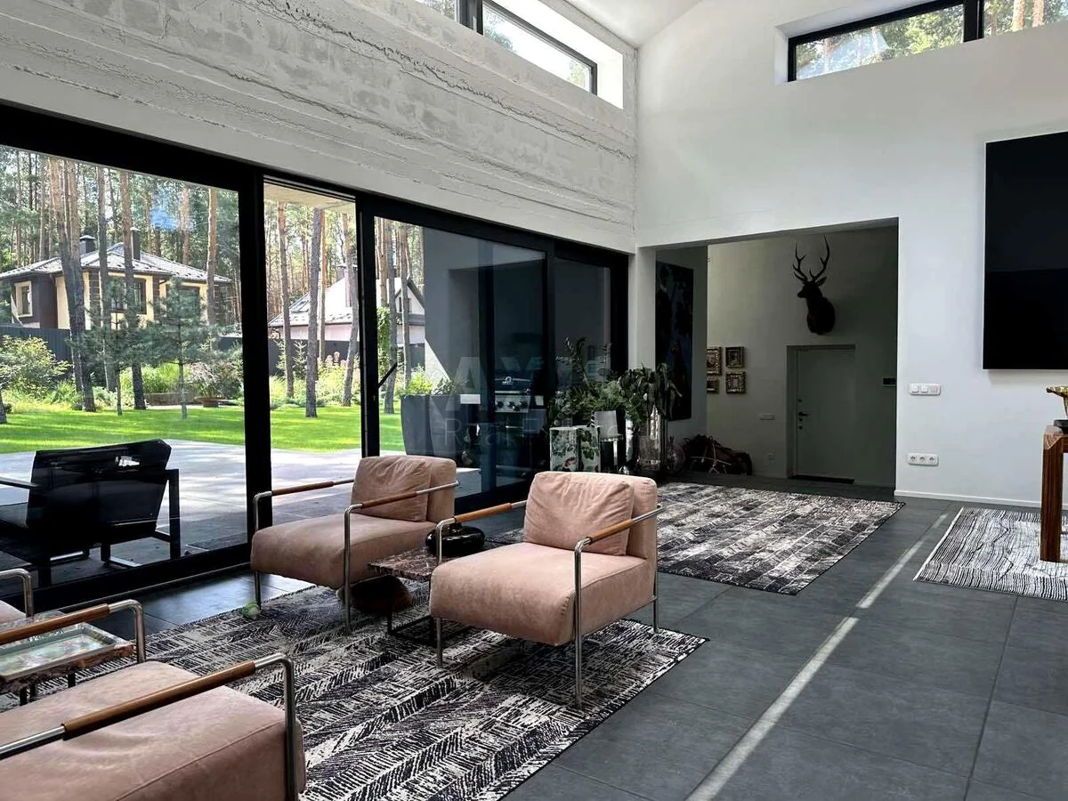 Дiм вул. Лісна, 300м2, місто Київ