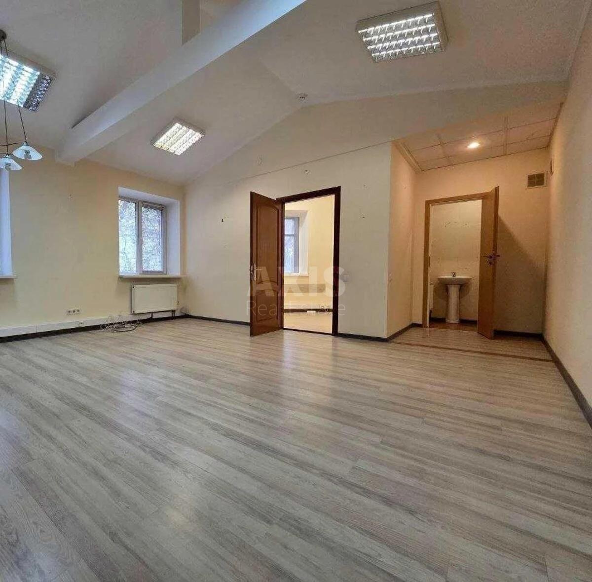 Office vul. Velyka Vasyl'kivs'ka 28Б, 390m2717455