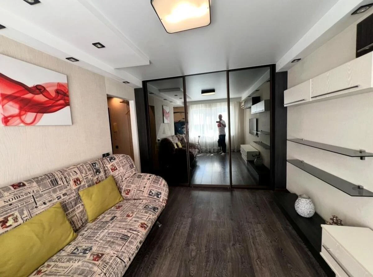 2k apartment vul. Degtjarivs'ka 15593717